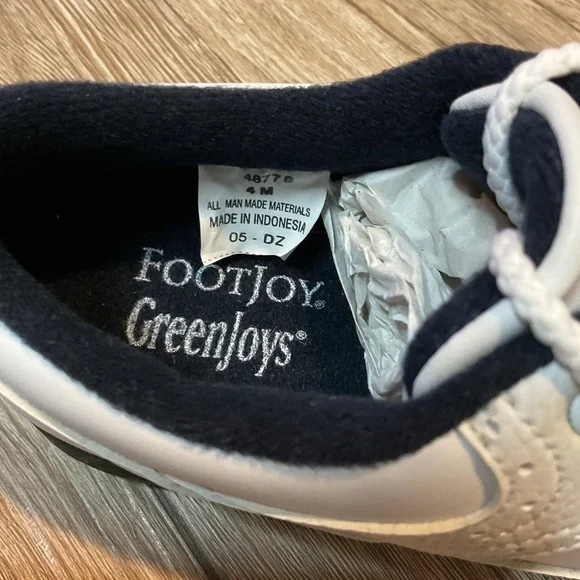 FootJoy GreenJoys Junior Golf Shoes Teens 4877 4 M White Lace-Up Spike less New - Picture 5 of 6
